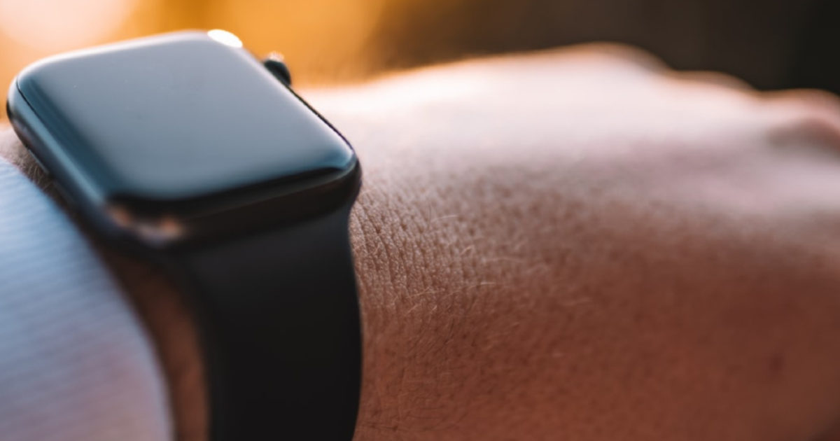 5 Reasons the Apple Watch Will Get In the Way of the World Around… | Blink